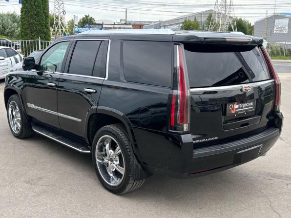 Cadillac Escalade IV с пробегом 2017 года, цена 4 170 000 рублей, 153040 км, внедорожник, Автокод Объявления