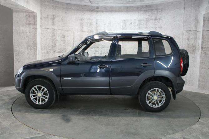 Chevrolet Niva I Рестайлинг с пробегом 2015 года, цена 587 000 рублей, 92387 км, внедорожник, Автокод Объявления