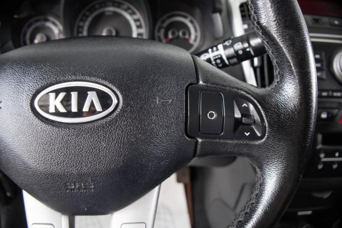 Kia Ceed I Рестайлинг с пробегом 2011 года, цена 649 000 рублей, 233568 км, хэтчбек, Автокод Объявления