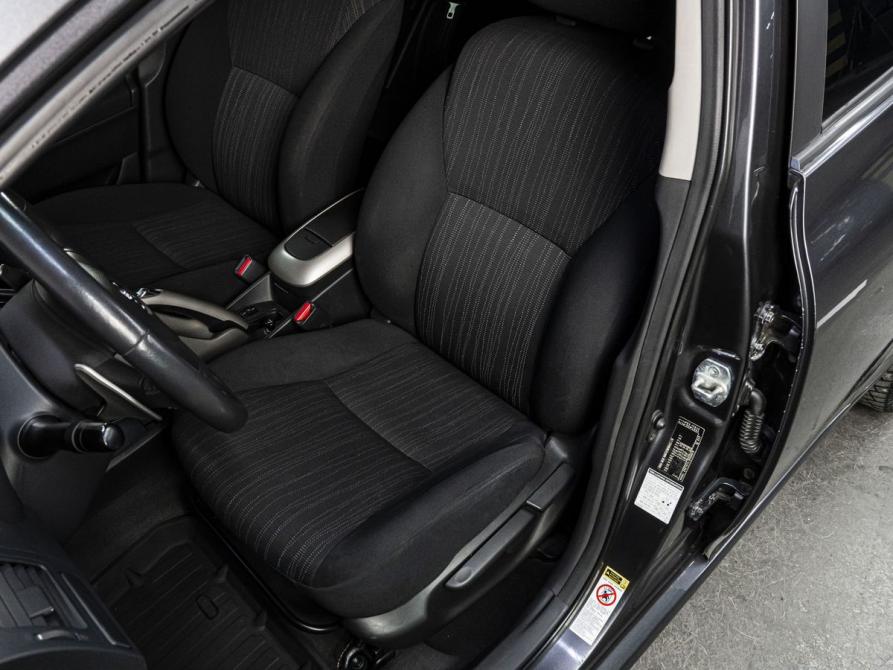 Toyota Auris I Тюмень  - изображение 13