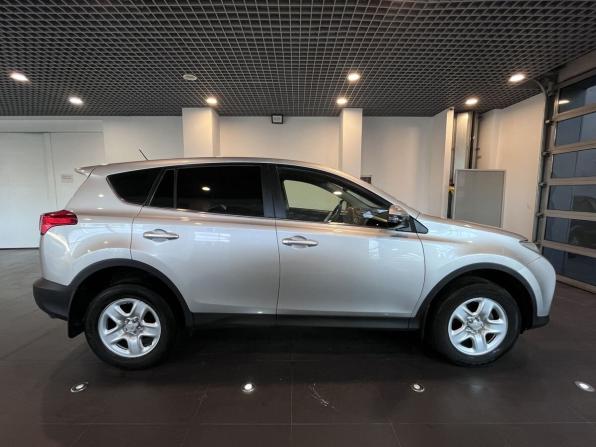 Toyota RAV4 IV (XA40) с пробегом 2015 года, цена 2 480 000 рублей, 56687 км, внедорожник, Автокод Объявления
