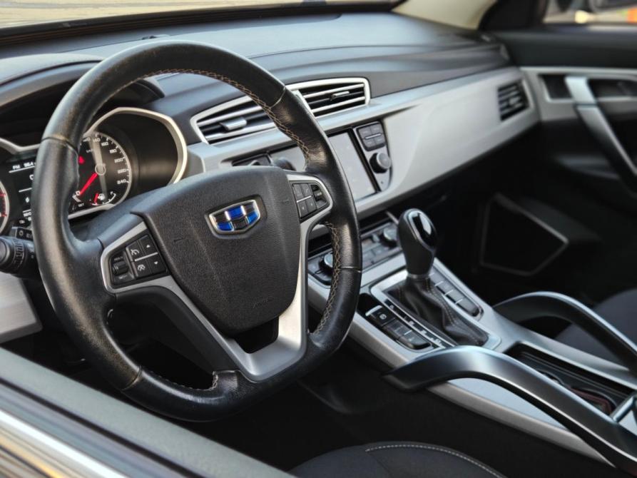 Geely Atlas I Вологда  - изображение 14