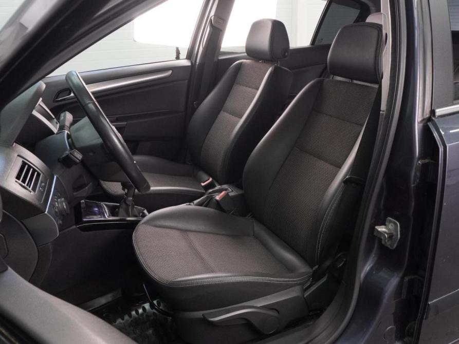 Opel Astra H Рестайлинг Воронеж  - изображение 10