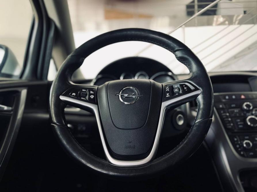 Opel Astra J Рестайлинг Ростов-на-Дону  - изображение 13
