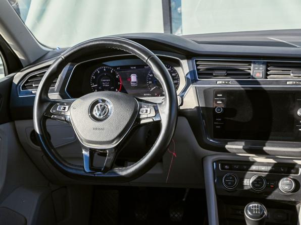 Volkswagen Tiguan II с пробегом 2018 года, цена 2 075 000 рублей, 80704 км, внедорожник, Автокод Объявления