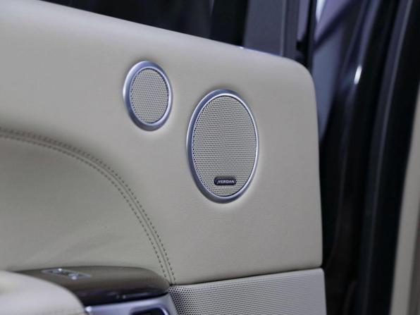 Land Rover Range Rover IV с пробегом 2014 года, цена 3 099 000 рублей, 129000 км, внедорожник, Автокод Объявления