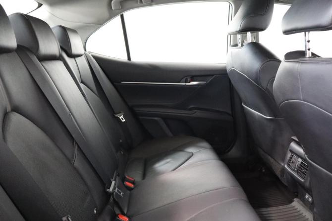 Toyota Camry VIII (XV70) Рестайлинг с пробегом 2021 года, цена 2 329 000 рублей, 105000 км, седан, Автокод Объявления