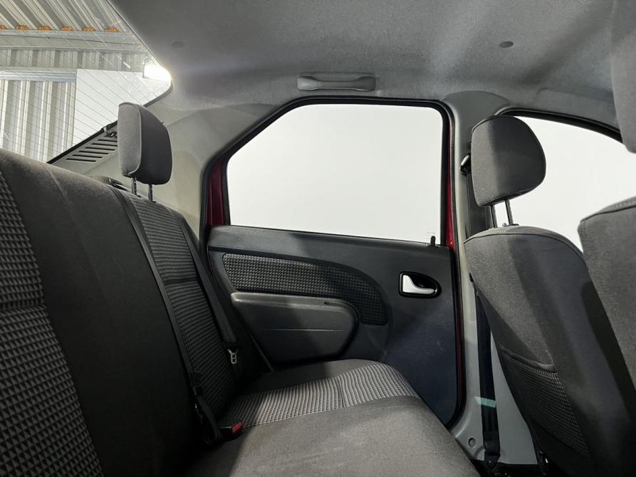 Renault Logan I Великий Новгород  - изображение 11