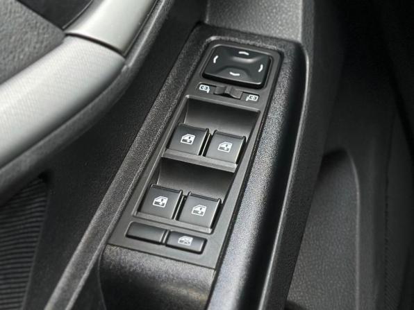 Lada (ВАЗ) Vesta I с пробегом 2020 года, цена 1 009 000 рублей, 93110 км, седан, Автокод Объявления