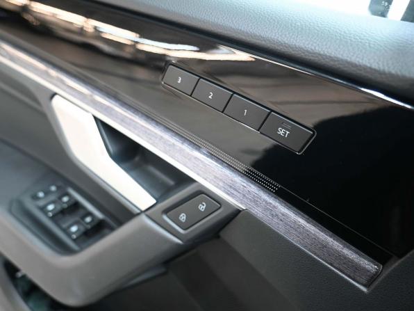 Volkswagen Touareg III с пробегом 2021 года, цена 5 119 900 рублей, 88688 км, внедорожник, Автокод Объявления