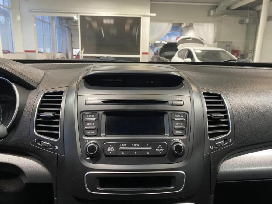 Kia Sorento II Рестайлинг Челябинск  - изображение 12