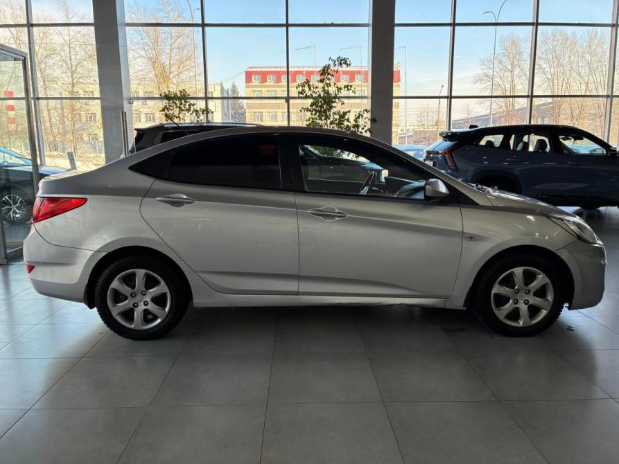 Hyundai Solaris I Новосибирск  - изображение 4