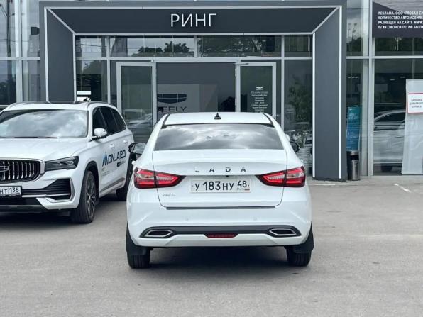 Lada (ВАЗ) Vesta I Рестайлинг (NG) с пробегом 2023 года, цена 1 228 000 рублей, 27121 км, седан, Автокод Объявления