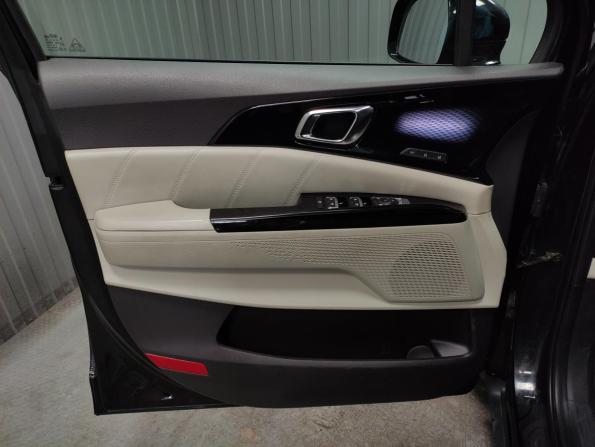 Kia Carnival IV с пробегом 2021 года, цена 3 918 000 рублей, 159900 км, минивэн, Автокод Объявления