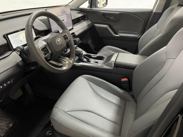 Toyota RAV4 VI (XA60) с пробегом 2026 года, цена 4 200 000 рублей, 14 км, внедорожник, Автокод Объявления