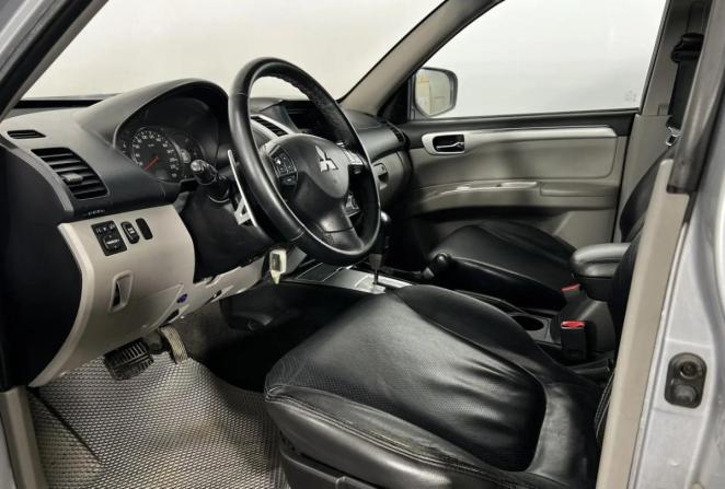 Mitsubishi Pajero Sport II с пробегом 2011 года, цена 1 400 000 рублей, 195864 км, внедорожник, Автокод Объявления