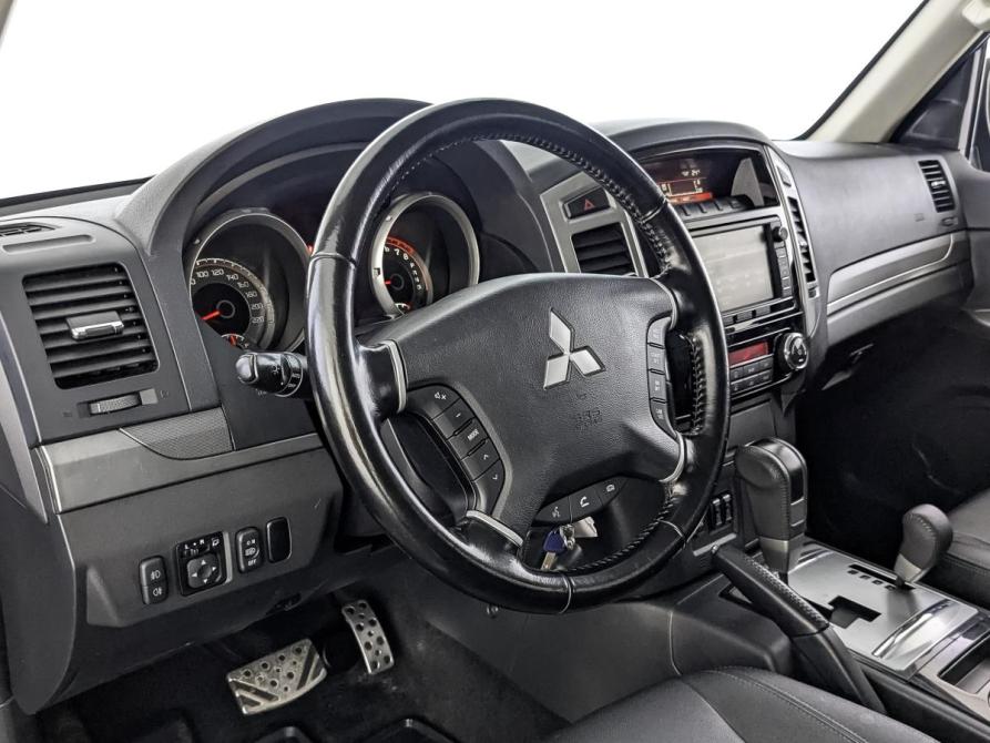 Mitsubishi Pajero IV Рестайлинг 2 Москва  - изображение 15