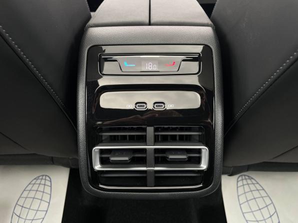 Volkswagen Tiguan III (China Market) с пробегом 2026 года, цена 4 555 000 рублей, 69 км, внедорожник, Автокод Объявления