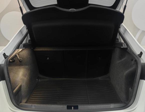 Skoda Rapid II с пробегом 2021 года, цена 1 592 000 рублей, 93454 км, лифтбек, Автокод Объявления