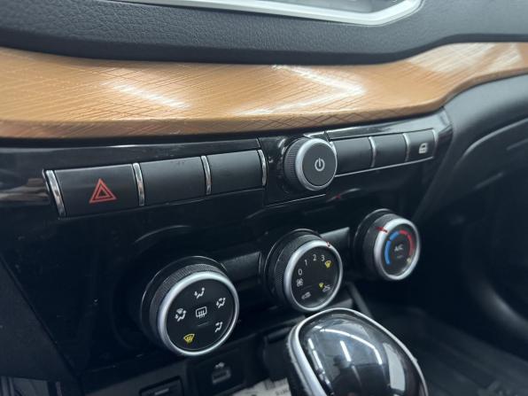 Lada (ВАЗ) Vesta I Рестайлинг (NG) с пробегом 2024 года, цена 1 279 000 рублей, 84811 км, универсал, Автокод Объявления