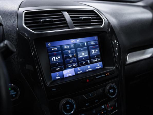 Ford Explorer V Рестайлинг 2 с пробегом 2018 года, цена 3 069 585 рублей, 132349 км, внедорожник, Автокод Объявления