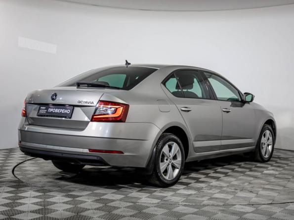 Skoda Octavia III (A7) Рестайлинг с пробегом 2018 года, цена 1 719 000 рублей, 135056 км, лифтбек, Автокод Объявления