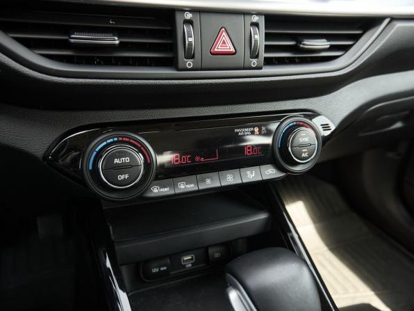 Kia Cerato IV Рестайлинг с пробегом 2021 года, цена 2 210 000 рублей, 46121 км, седан, Автокод Объявления