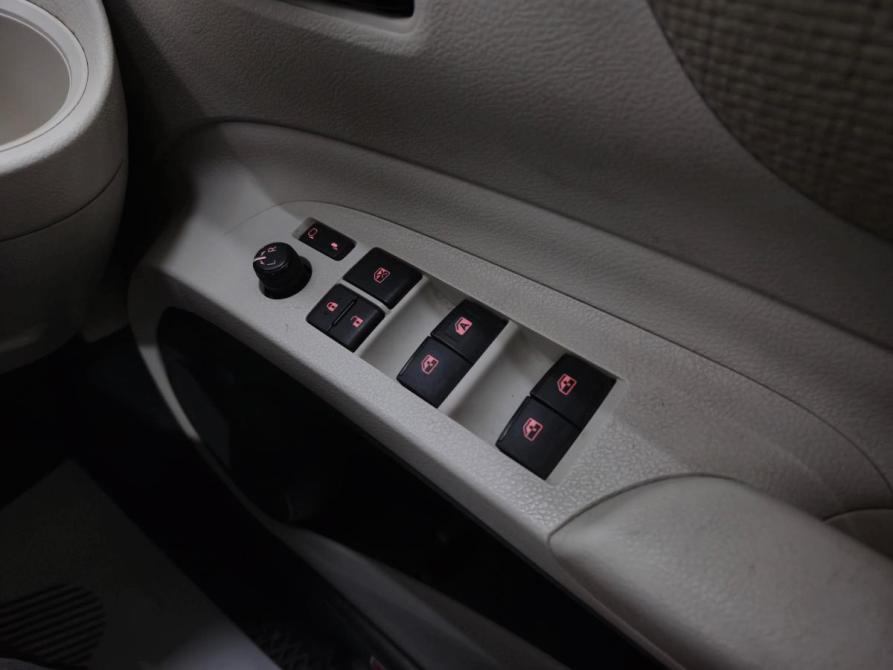 Toyota Sienta II Альметьевск  - изображение 11