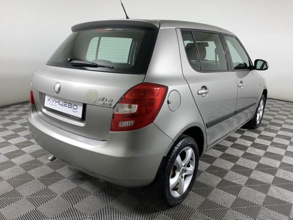 Skoda Fabia II с пробегом 2010 года, цена 585 000 рублей, 202000 км, хэтчбек, Автокод Объявления