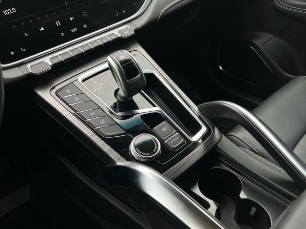 Geely Atlas Pro с пробегом 2023 года, цена 2 148 000 рублей, 51009 км, внедорожник, Автокод Объявления