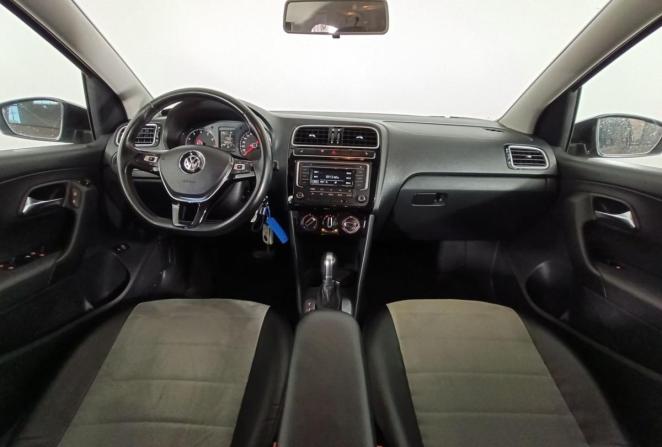 Volkswagen Polo V Рестайлинг с пробегом 2017 года, цена 1 180 000 рублей, 138900 км, седан, Автокод Объявления