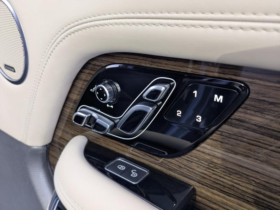 Land Rover Range Rover IV Рестайлинг Москва  - изображение 24