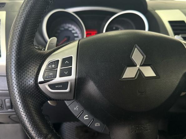 Mitsubishi Outlander II с пробегом 2008 года, цена 929 000 рублей, 323564 км, внедорожник, Автокод Объявления
