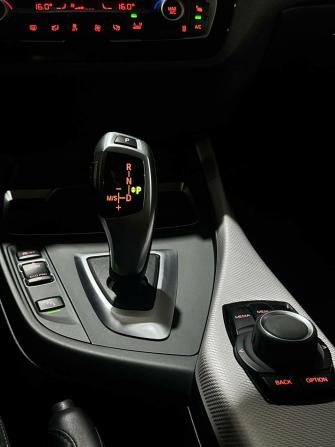 BMW 1 серии II (F20/F21) Рестайлинг 2 с пробегом 2019 года, цена 2 449 000 рублей, 30000 км, хэтчбек, Автокод Объявления