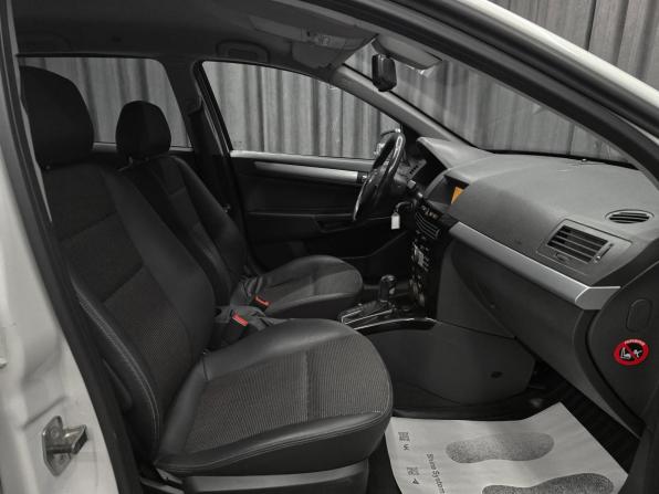 Opel Astra H Рестайлинг с пробегом 2014 года, цена 585 000 рублей, 164000 км, универсал, Автокод Объявления