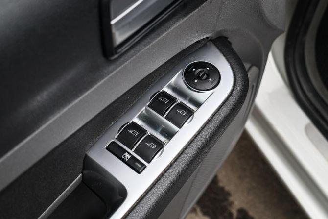 Ford Focus II Рестайлинг с пробегом 2010 года, цена 700 000 рублей, 207832 км, седан, Автокод Объявления