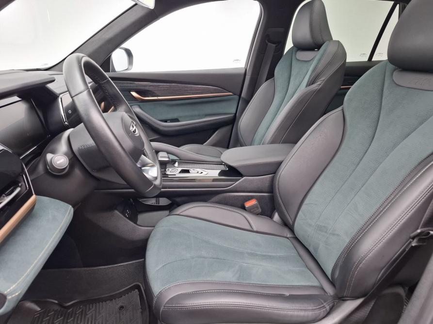 Geely Monjaro I Москва  - изображение 10