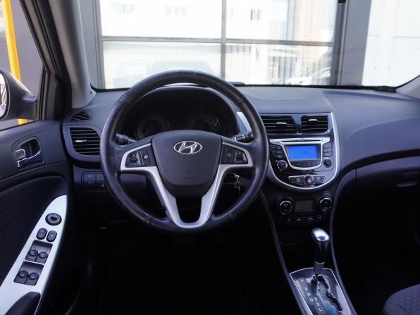 Hyundai Solaris I с пробегом 2013 года, цена 873 000 рублей, 125890 км, хэтчбек, Автокод Объявления