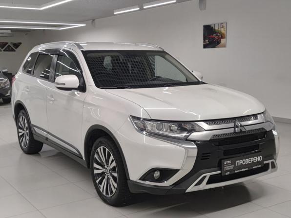 Mitsubishi Outlander III Рестайлинг 3 с пробегом 2019 года, цена 1 847 000 рублей, 229659 км, внедорожник, Автокод Объявления