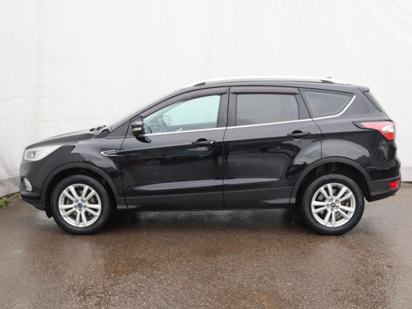 Ford Kuga II Рестайлинг с пробегом 2018 года, цена 1 680 000 рублей, 117101 км, внедорожник, Автокод Объявления