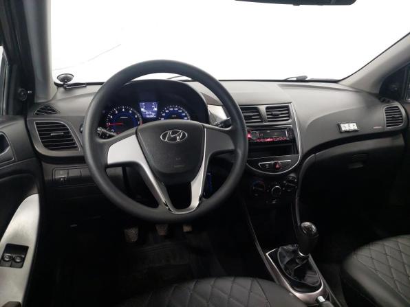 Hyundai Solaris I Рестайлинг с пробегом 2015 года, цена 730 000 рублей, 159000 км, хэтчбек, Автокод Объявления