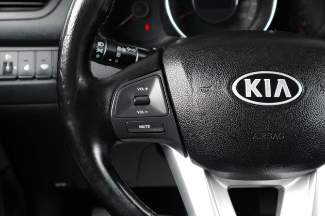 Kia Rio III с пробегом 2013 года, цена 749 000 рублей, 163000 км, хэтчбек, Автокод Объявления