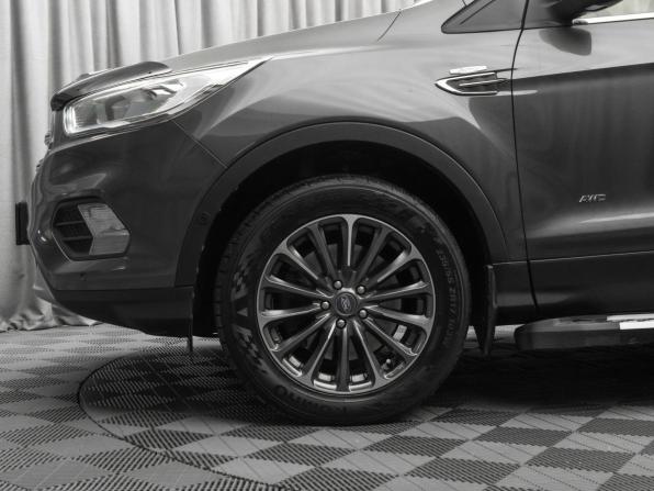 Ford Kuga II Рестайлинг с пробегом 2017 года, цена 1 680 000 рублей, 142915 км, внедорожник, Автокод Объявления