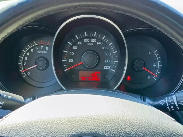 Kia Rio III с пробегом 2015 года, цена 999 000 рублей, 111539 км, хэтчбек, Автокод Объявления