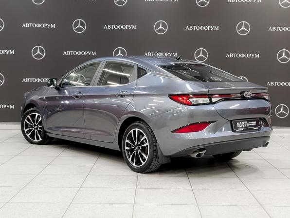 JAC J7 I с пробегом 2023 года, цена 1 390 000 рублей, 31305 км, лифтбек, Автокод Объявления