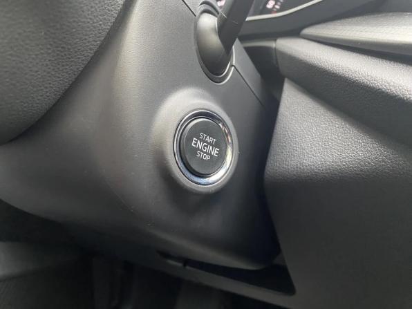 Skoda Octavia IV (A8) с пробегом 2021 года, цена 2 699 000 рублей, 35081 км, лифтбек, Автокод Объявления