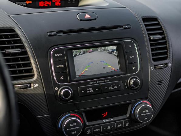 Kia Cerato III Рестайлинг (Classic) с пробегом 2016 года, цена 1 318 000 рублей, 158947 км, седан, Автокод Объявления