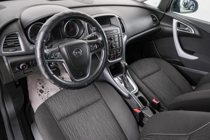 Opel Astra J Рестайлинг с пробегом 2013 года, цена 849 000 рублей, 189000 км, хэтчбек, Автокод Объявления