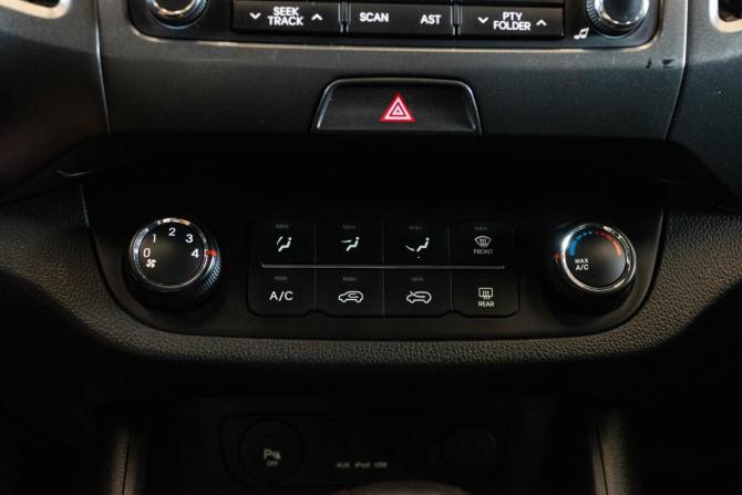Kia Sportage III с пробегом 2012 года, цена 1 250 000 рублей, 136715 км, внедорожник, Автокод Объявления