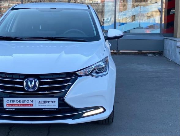 Changan Alsvin с пробегом 2023 года, цена 1 049 000 рублей, 37916 км, седан, Автокод Объявления